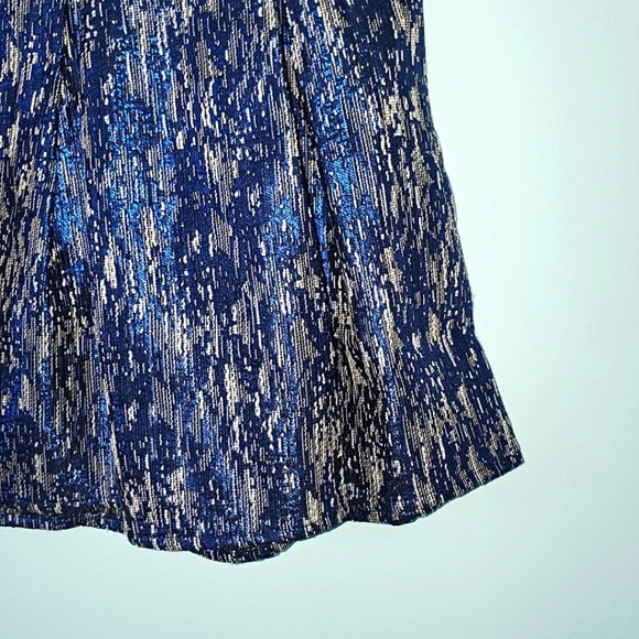 GLITZY Blue and Silver Patterned Skirt - Picture 3 of 3